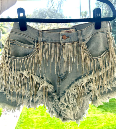 Lizzie Ruffles | Diamond Edition